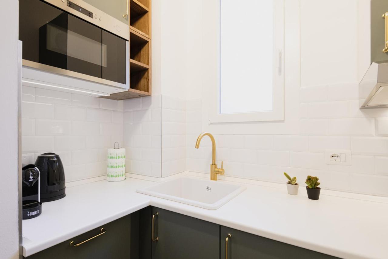 Easylife - Oasi Chic Pochi Passi Dai Navigli Apartamento Milão Exterior foto