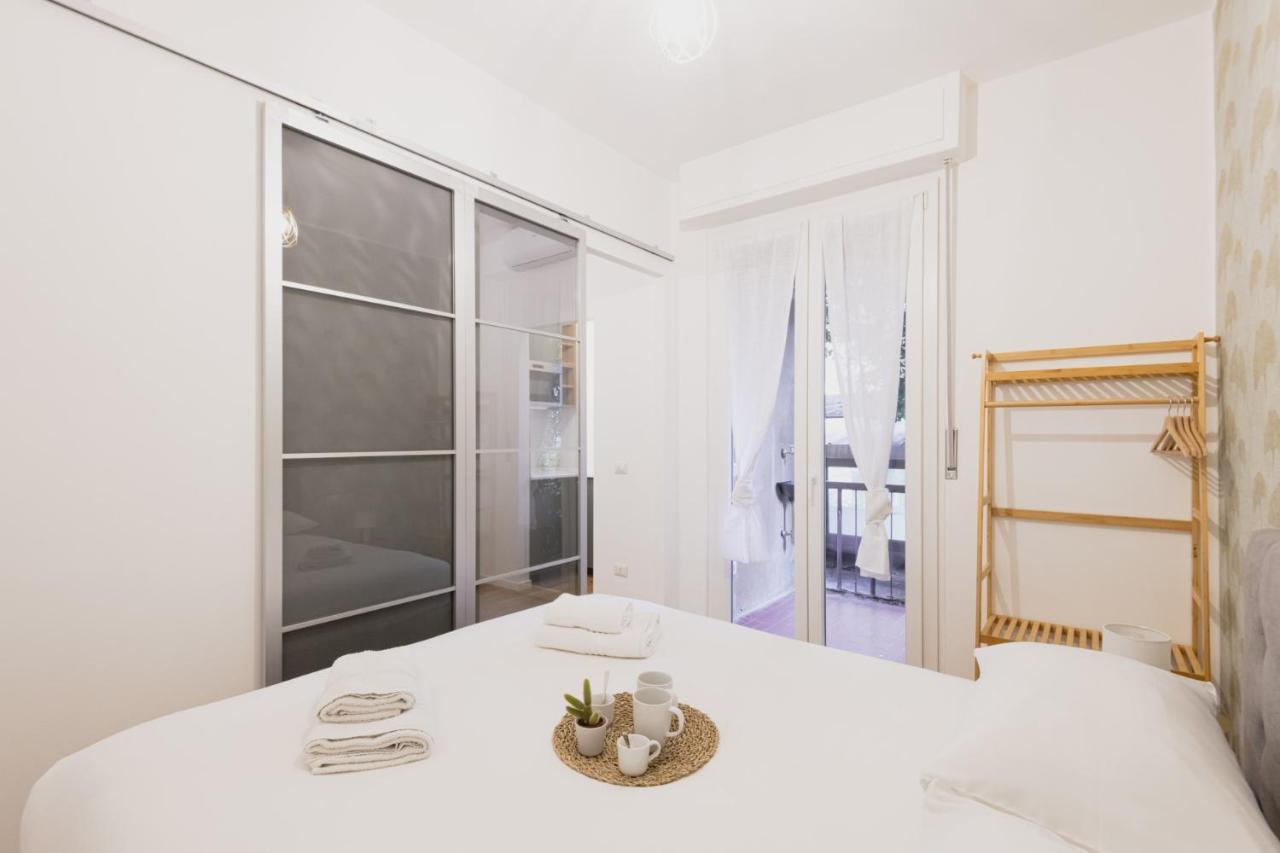 Easylife - Oasi Chic Pochi Passi Dai Navigli Apartamento Milão Exterior foto
