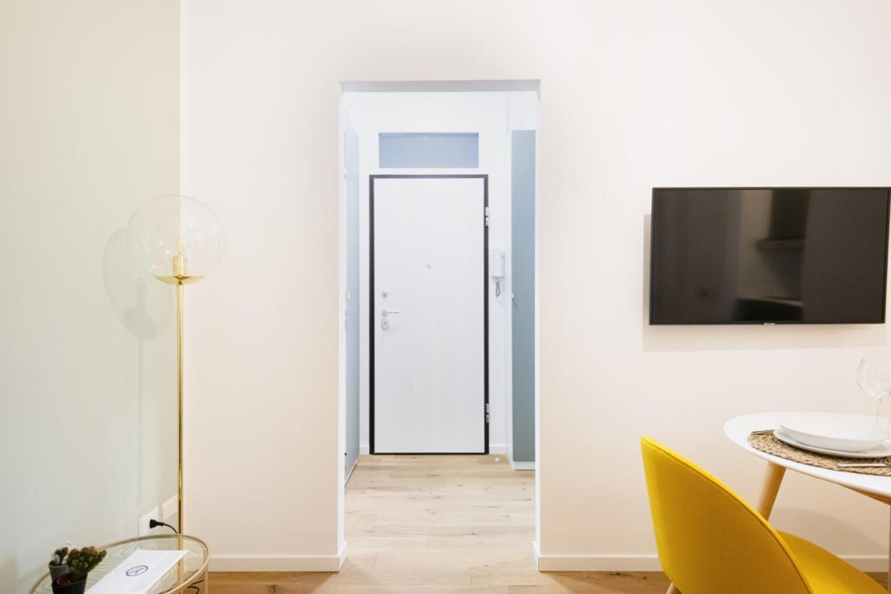 Easylife - Oasi Chic Pochi Passi Dai Navigli Apartamento Milão Exterior foto