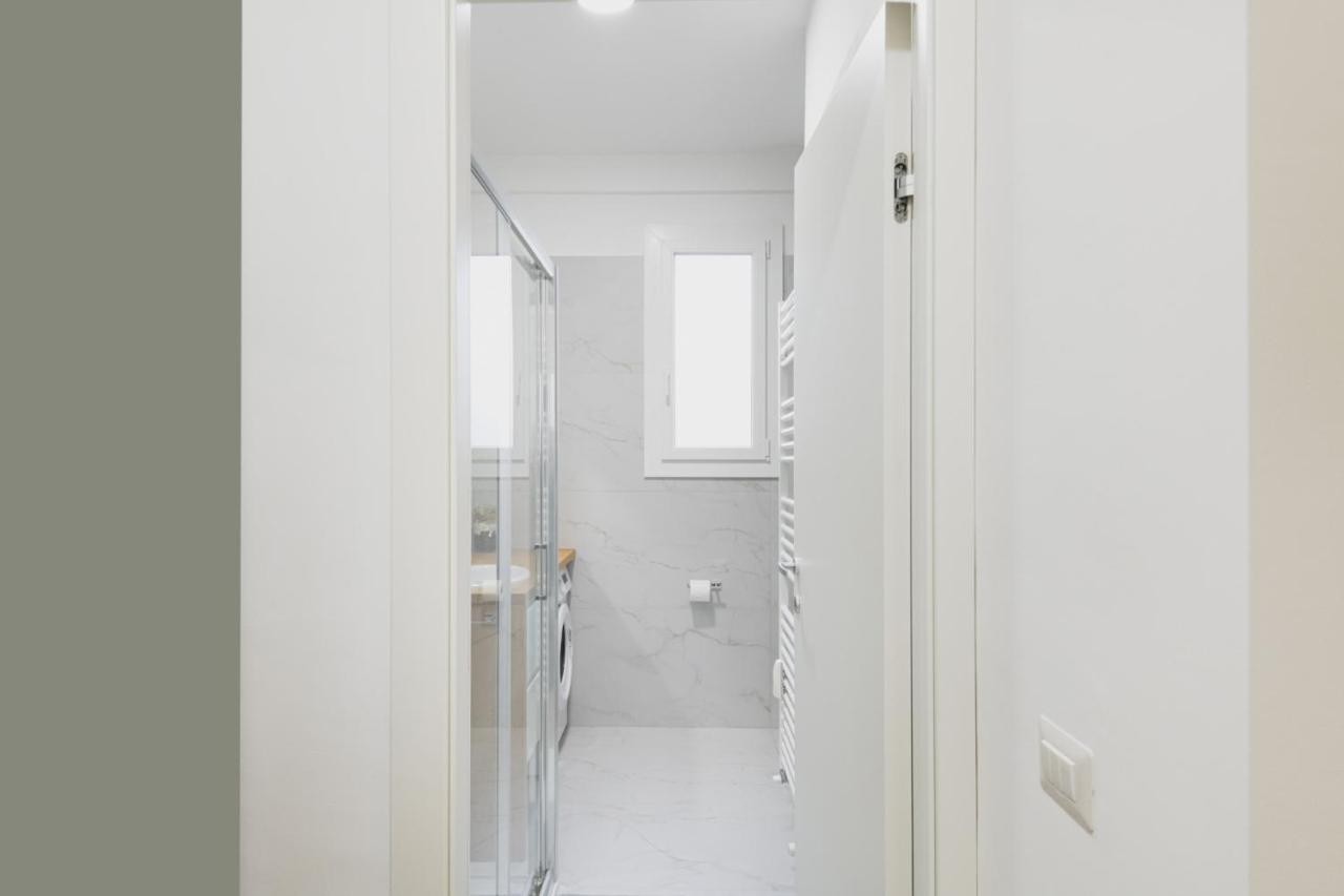 Easylife - Oasi Chic Pochi Passi Dai Navigli Apartamento Milão Exterior foto