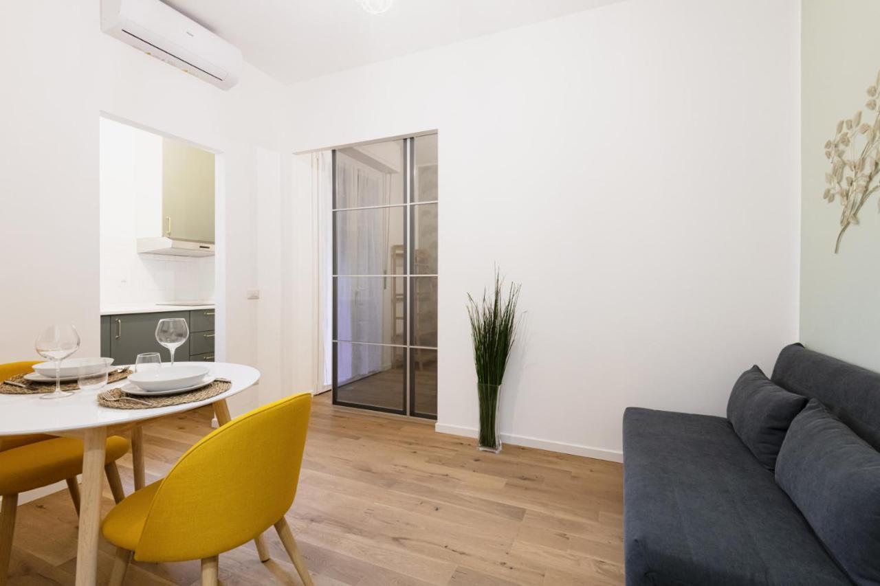 Easylife - Oasi Chic Pochi Passi Dai Navigli Apartamento Milão Exterior foto